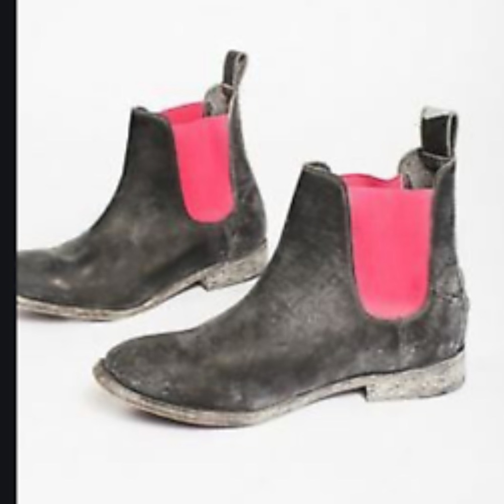 FP & Faryl Robyn Collaboration Janice Chelsea Boot